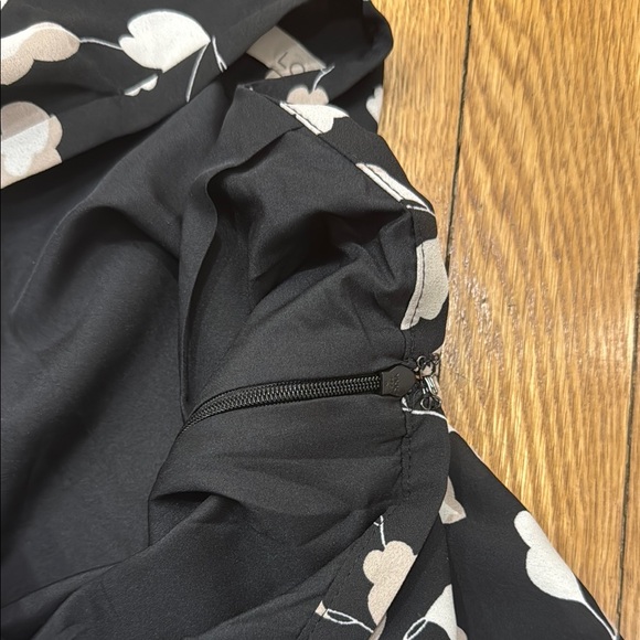 Loft - Black and White Skater Mini Skirt with Cherry Blossom Design - Picture 7 of 8